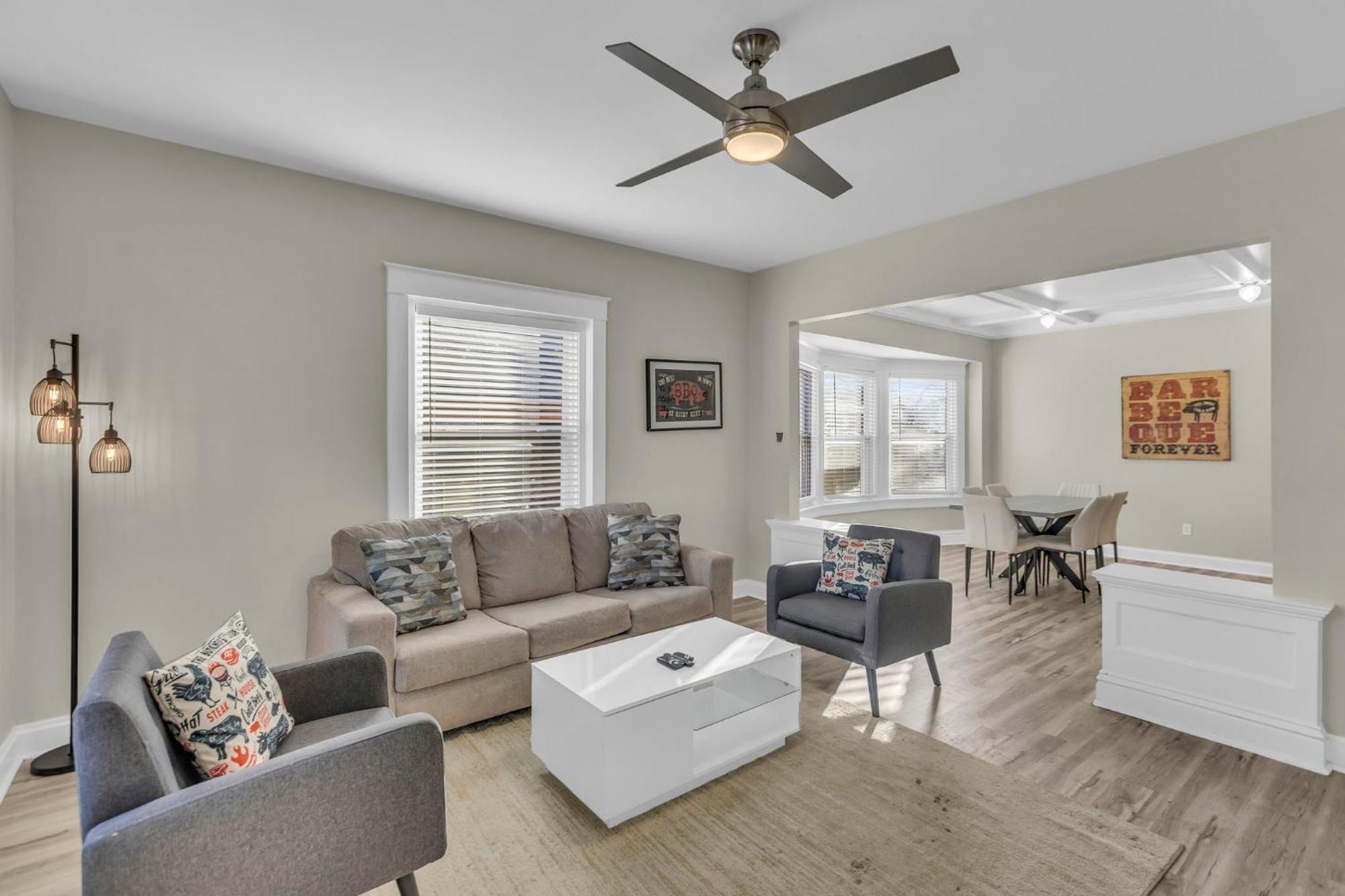 Apartment Sweet And Saucy Kansas Kansas City